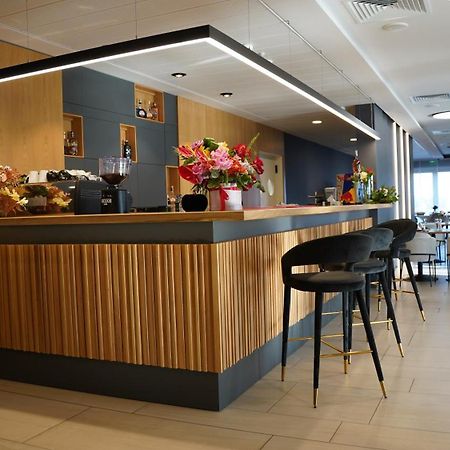 Hotel Sorin Mihai Cristian  Eksteriør billede