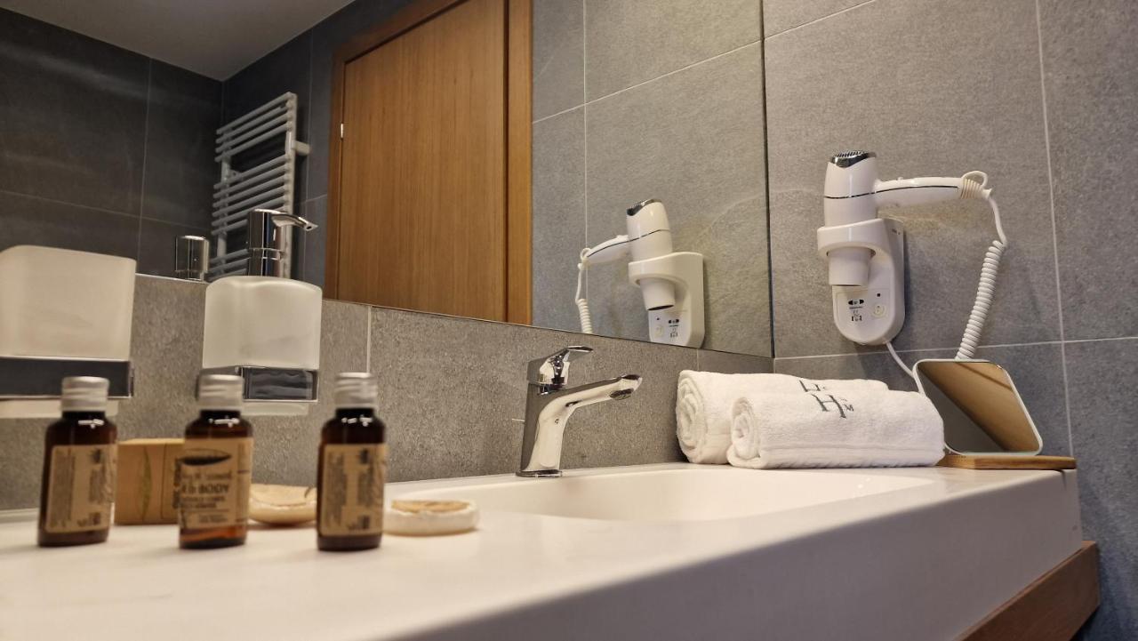 Hotel Sorin Mihai Cristian  Eksteriør billede