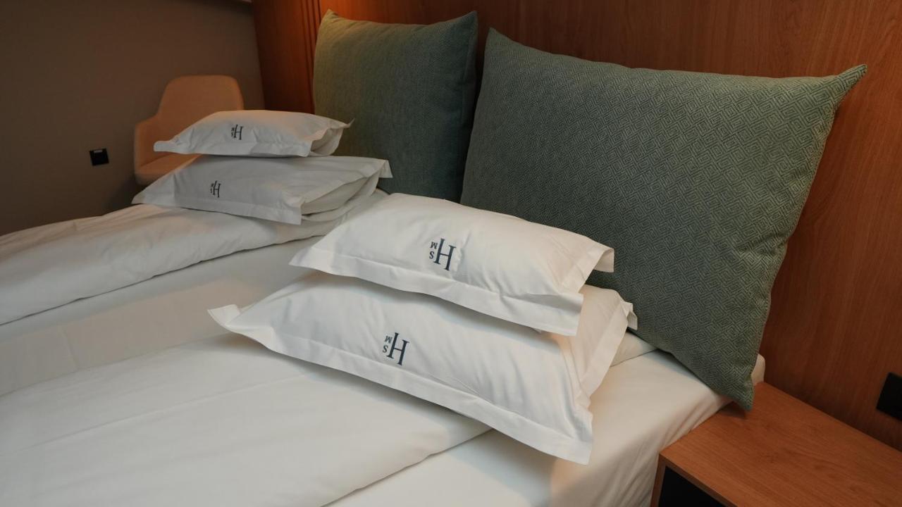 Hotel Sorin Mihai Cristian  Eksteriør billede