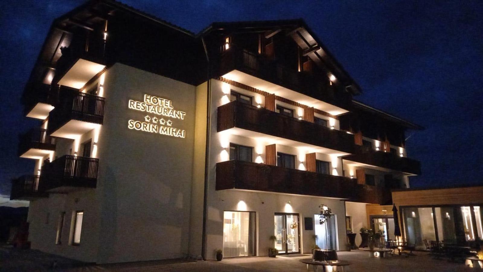 Hotel Sorin Mihai Cristian  Eksteriør billede